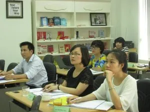 AFC-Vietnam-khai-giang-khoa-hoc-Phan-tich-Tai-chinh-ngay-2572015-2015-08-26-04-09-37