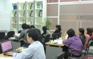 AFC-Vietnam-khai-giang-thanh-cong-khoa-Giam-doc-Tai-chinh-Khoa-V-ngay-23112013-2013-12-18-02-59-34