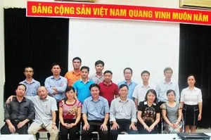 AFC-Vietnam-trien-khai-khoa-hoc-Ky-nang-Tai-chinh-cho-don-vi-Vicem-2015-10-13-08-57-54