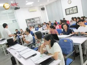 Chuong-trinh-Giam-doc-Tai-chinh-CFO-K40-khai-giang-tai-Ha-Noi-2019-08-12-04-30-41