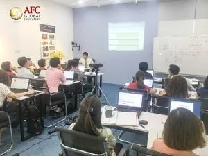 Chuong-trinh-dao-tao-Giam-doc-tai-chinh-tiep-tuc-voi-Module-Quan-tri-dong-tien-2019-04-18-09-01-40