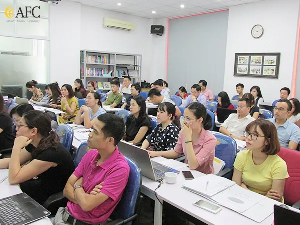 Cung-lop-CFO-lap-ke-hoach-va-du-bao-doanh-thu-2018-08-08-03-07-46