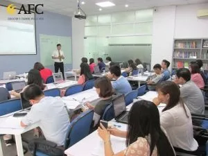 Phan-tich-tai-chinh-doanh-nghiep-Yeu-to-can-va-du-de-thanh-CFO-thanh-cong-2018-08-27-06-20-36