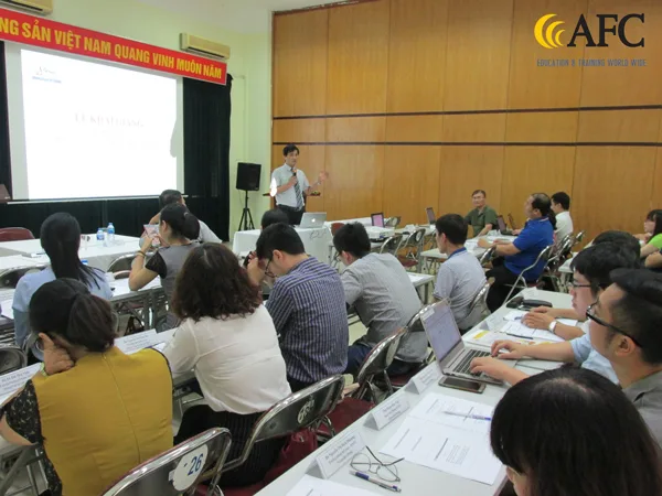 To-chuc-thanh-cong-khoa-hoc-Ke-toan-quan-tri-doanh-nghiep-cung-Vicem-2018-08-02-09-28-22