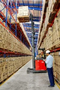 Vi-sao-chi-phi-logistics-cao-2012-02-23-10-20-15
