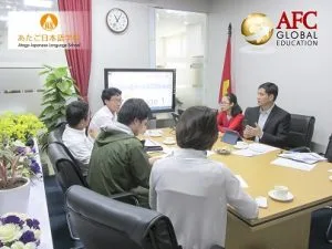 Vien-Quan-tri-Tai-chinh-AFC-tiep-don-doan-khach-Truong-Nhat-ngu-Atago-sang-tham-va-lam-viec-2019-03-25-09-26-30