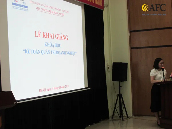 Khai giảng khóa học 